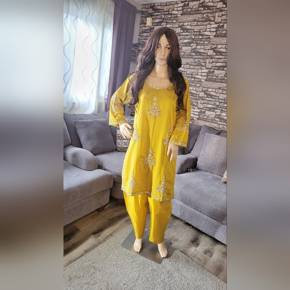 Pakistani Indian salwar kameez/ 2 peice salwar kameez suit/ China Raw Silk - Picture 3 of 7